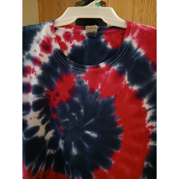 Fuscia and Cobalt Blue Spiral Tie Dye T-Shirt Blue NWT Size 3XL - Picture 2 of 6